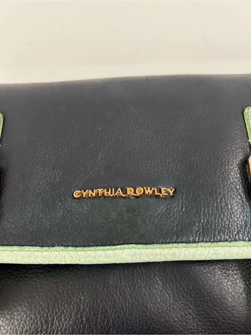 Cynthia Rowley - Leather Messenger Bag. Project Bag! - Picture 7 of 16